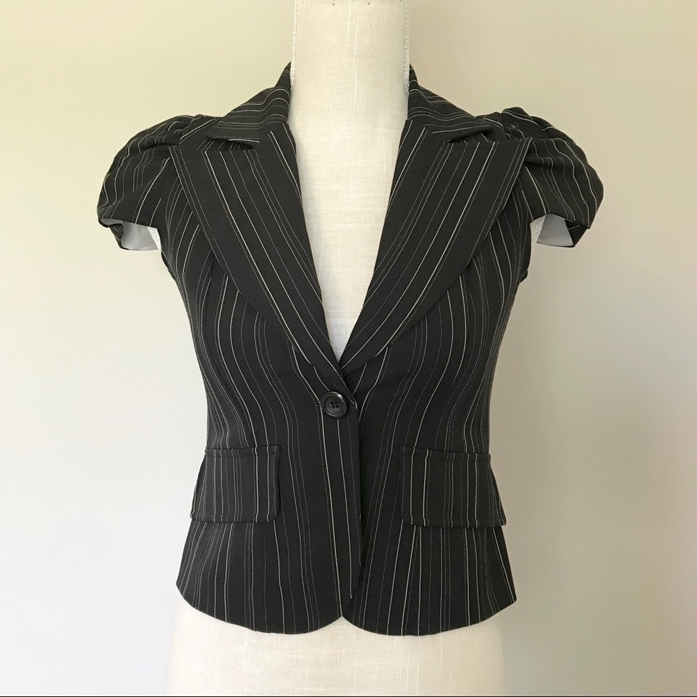 Striped Short Sleeve Blazer